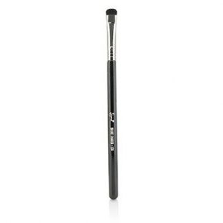 Sigma Beauty E20 Short Shader Brush  -