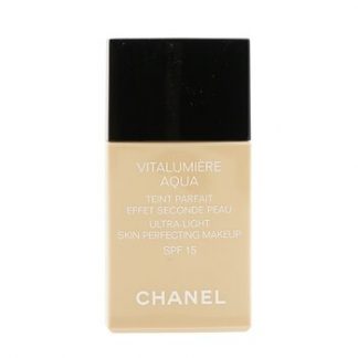 Chanel Vitalumiere Aqua Ultra Light Skin Perfecting Make Up SPF15 - # 30 Beige  30ml/1oz